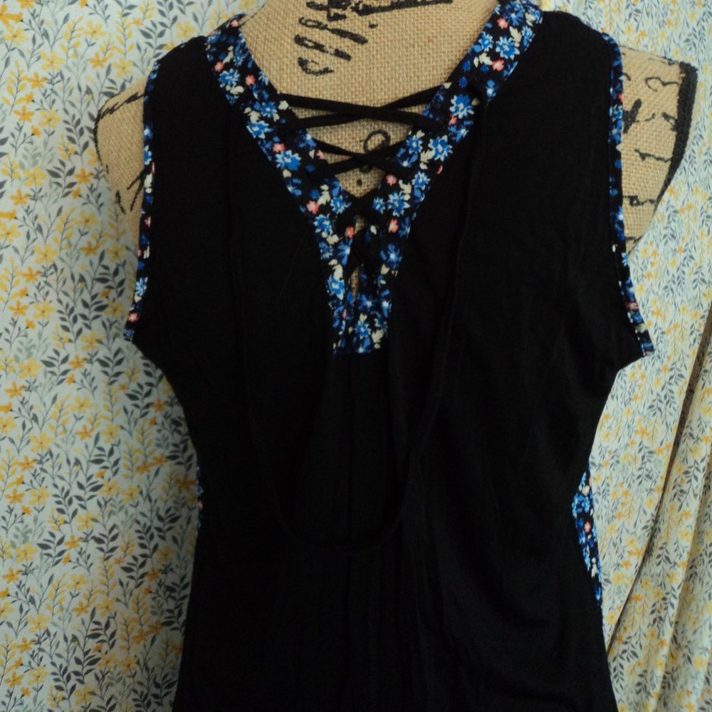 Tank Top - Picture 6 of 6